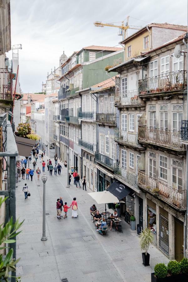 Boutique Rentals-Flores Plaza In City Historical Center Porto Luaran gambar